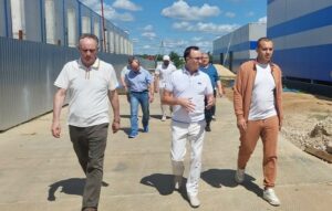 6 июля в Технопарке в сфере высоких технологий "ТехноИнноватика" Института инженерной физики состоялась рабочая встреча Алексея Николаевича Царькова и Умара Назаровича Кремлева